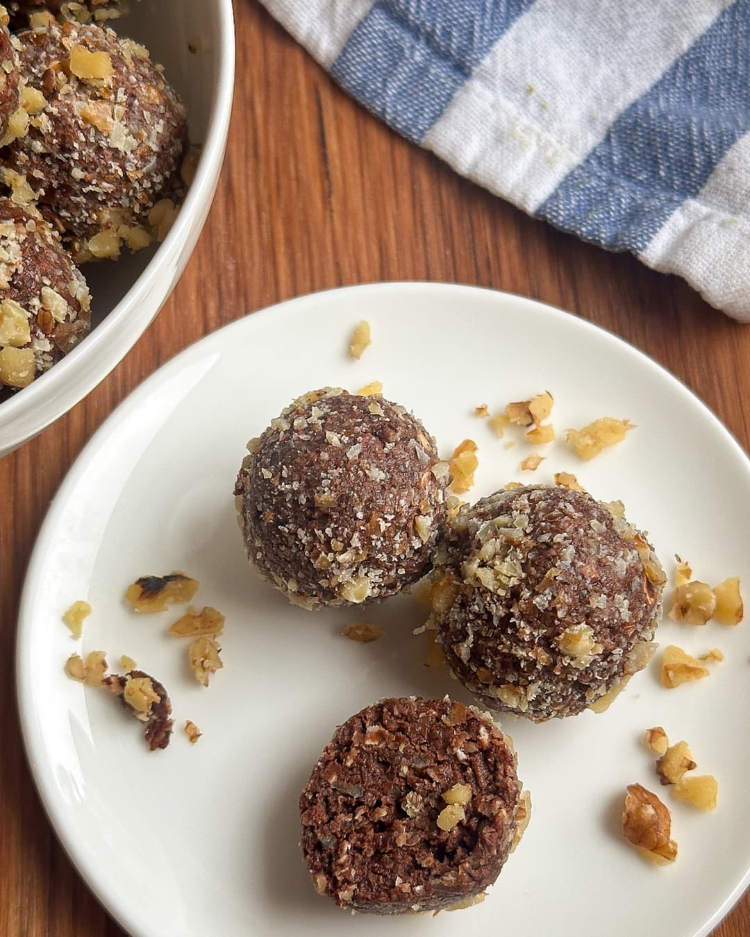Chocolate Date Energy Balls with Espresso - Image 3