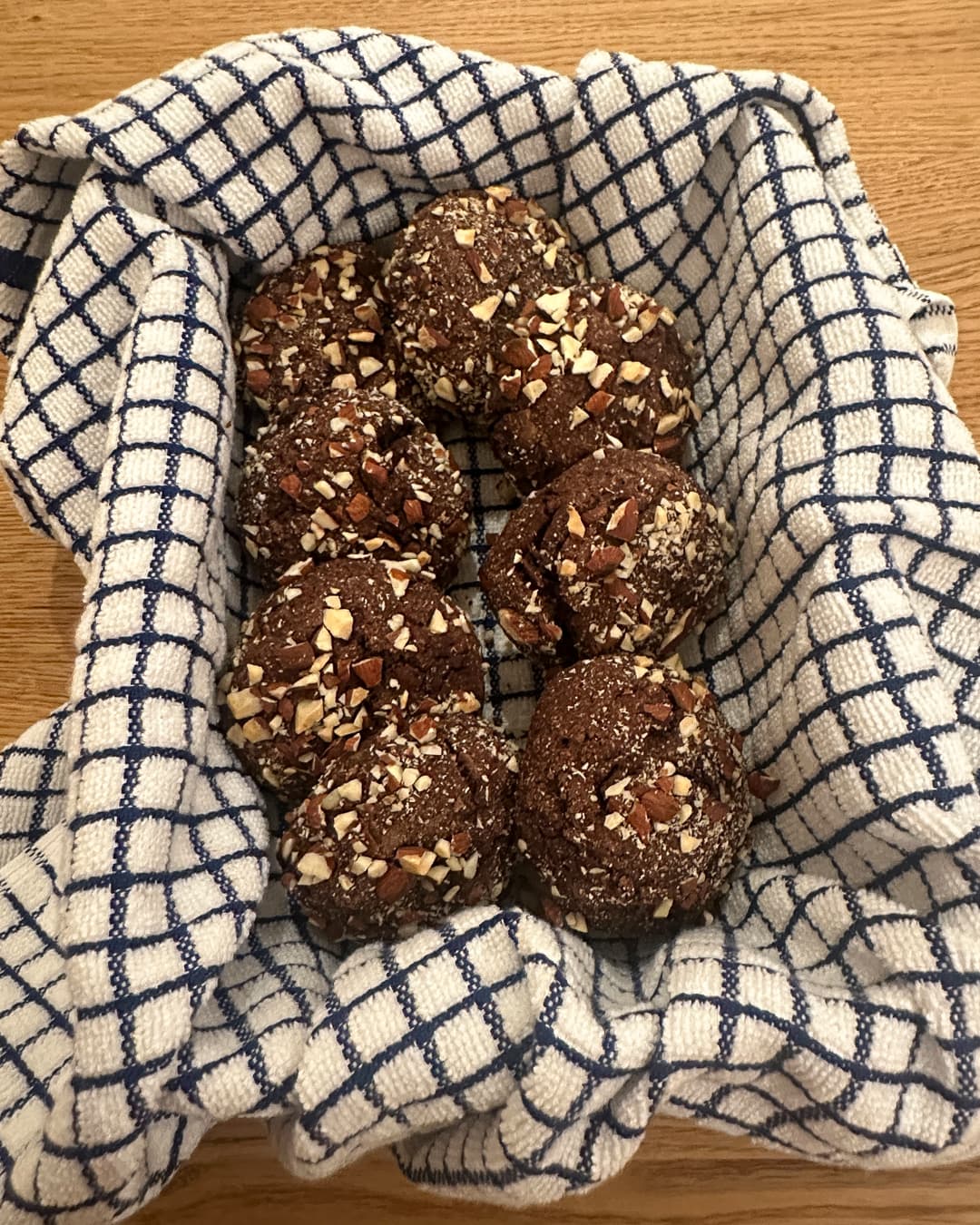 Chocolate Rye Buns with Almonds - Image 3