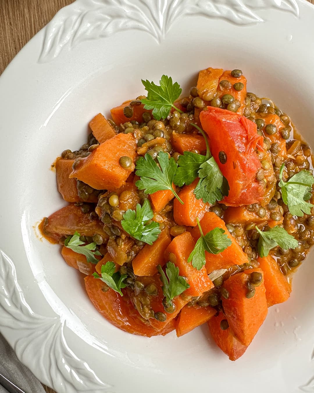 Puy Lentil & Fresh Tomato Masala with Sweet Potato - Image 2