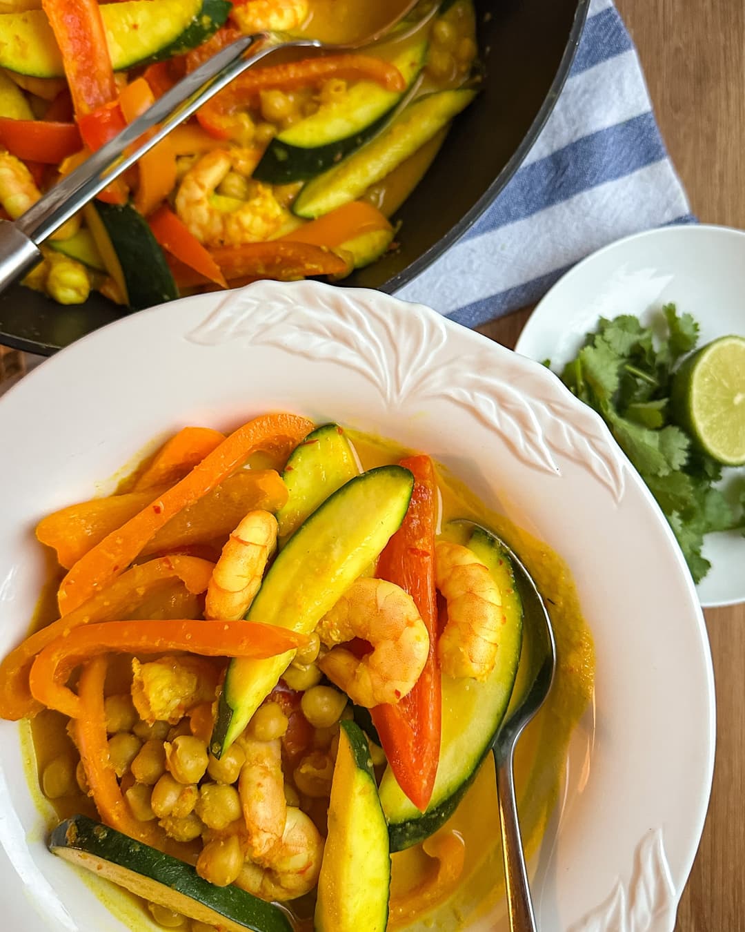 Coconut Prawn Curry with Zucchini, Peppers, & Chickpeas - Image 1
