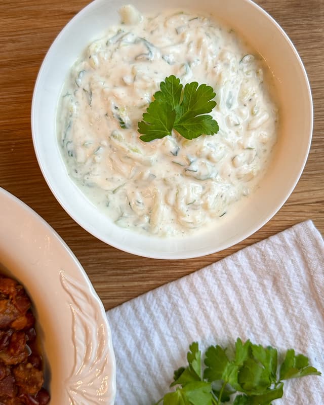 Easy Cucumber Yogurt Sauce (Raita)
